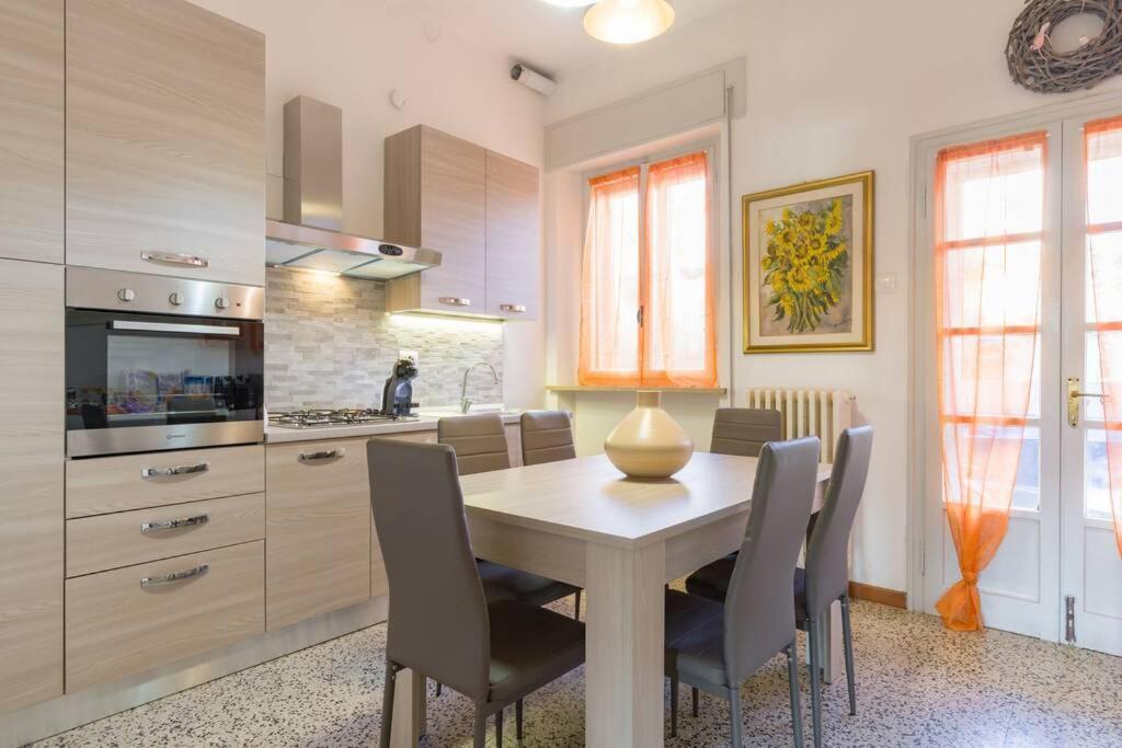 Gardaland Residenza Le Rose! 120 M2 Villa Valeggio sul Mincio Bagian luar foto